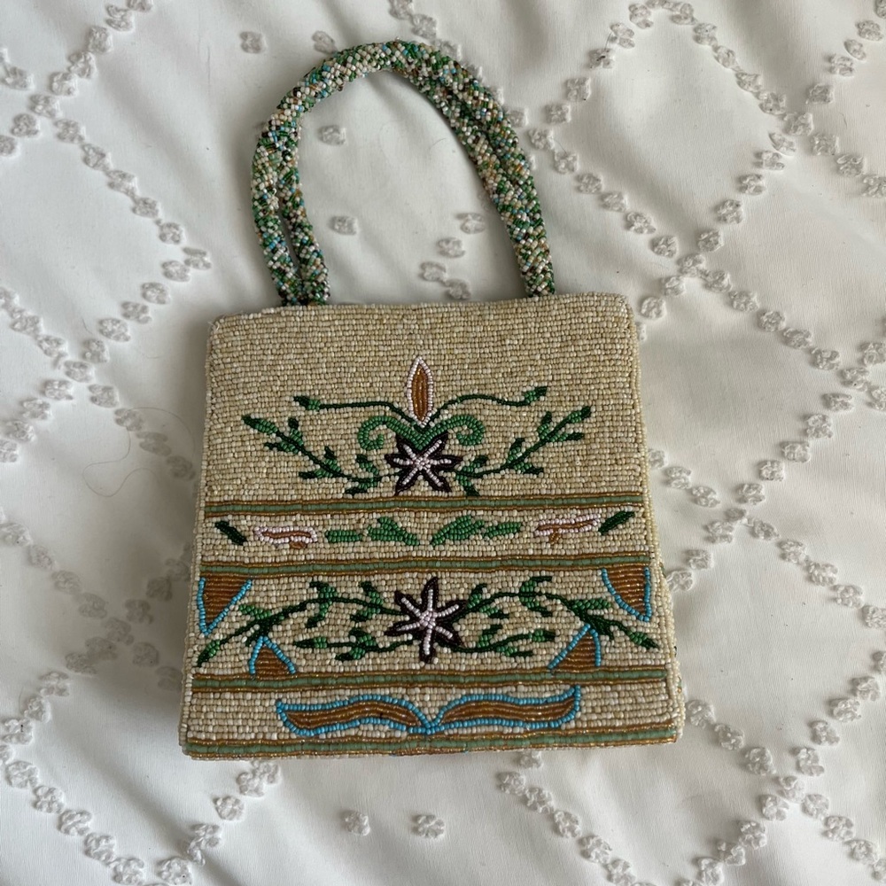 Christiana beaded clutch